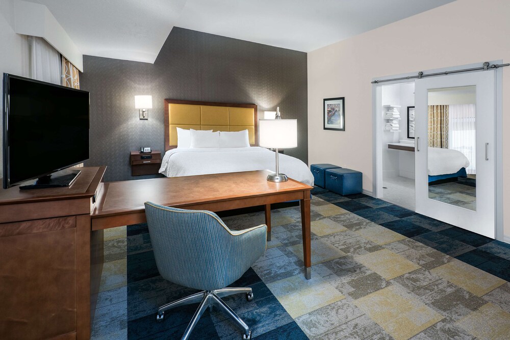 Hampton Inn Suites San Antonio Brooks City Base Tx 20/37