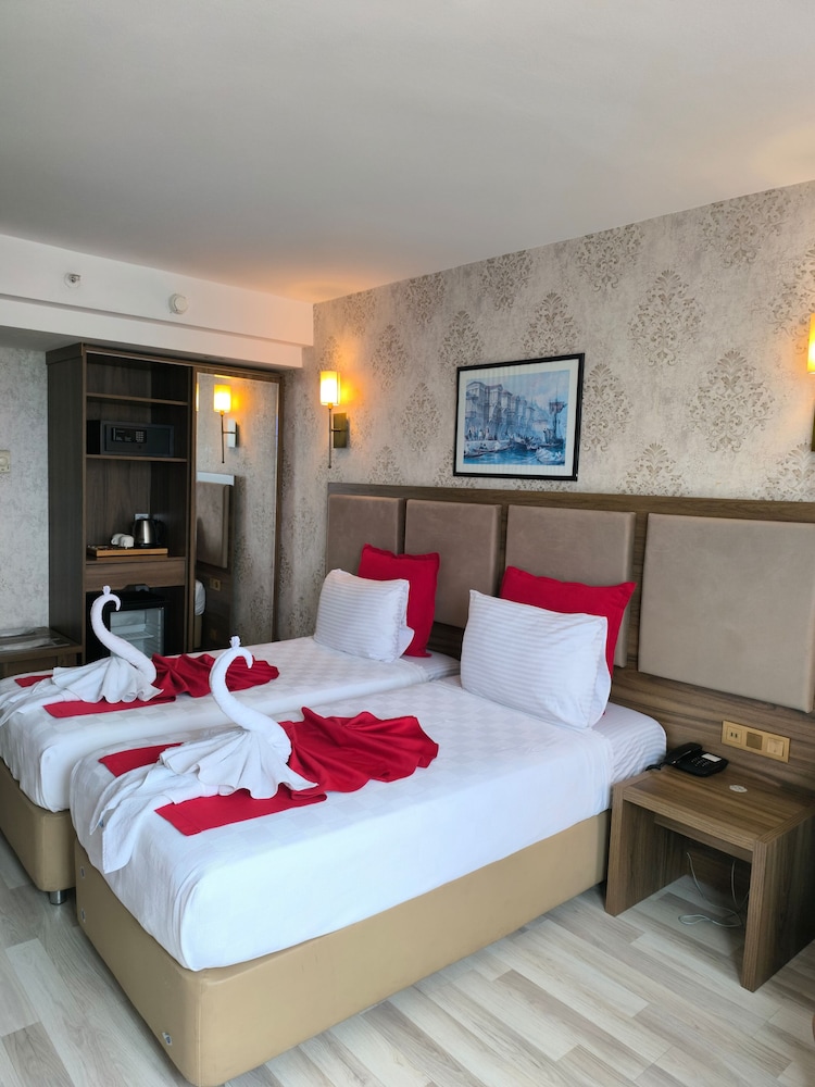 Euro Plaza Hotel Istanbul 5/30