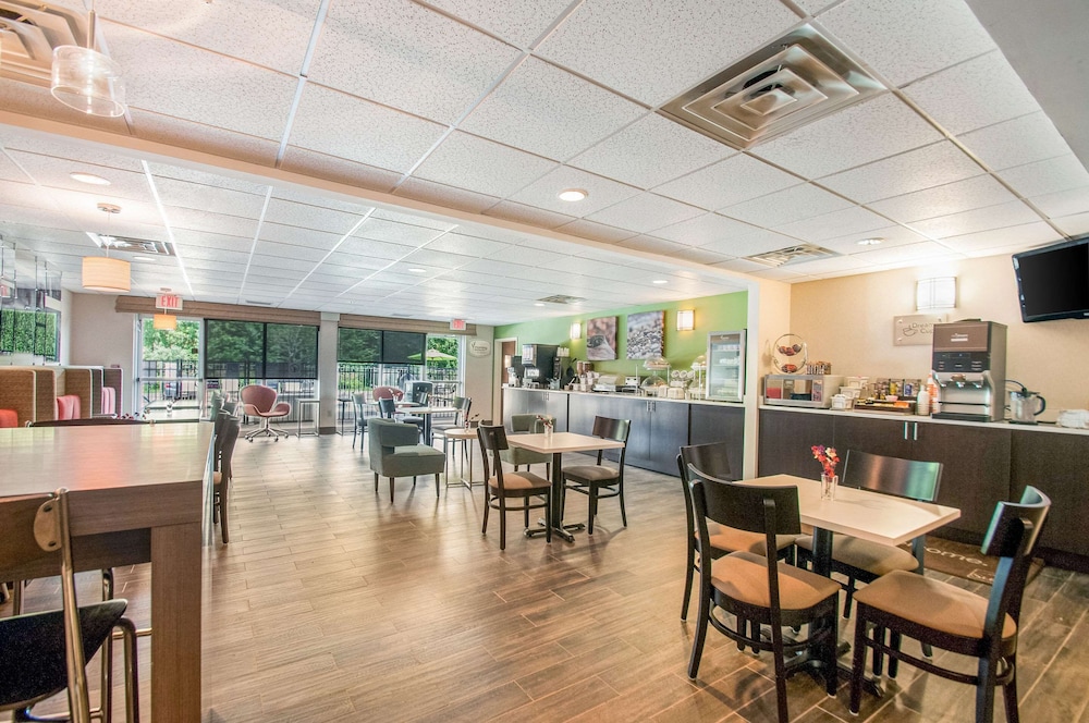 Sleep Inn & Suites Dover University Area 41/56