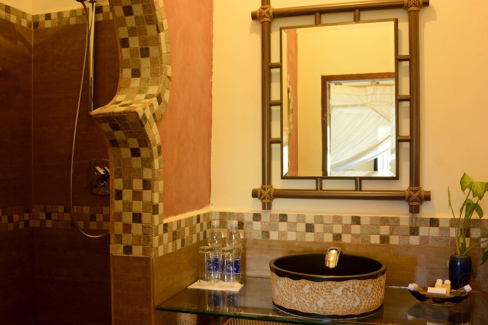 Beyt Al Salaam Boutique Hotel 55/63