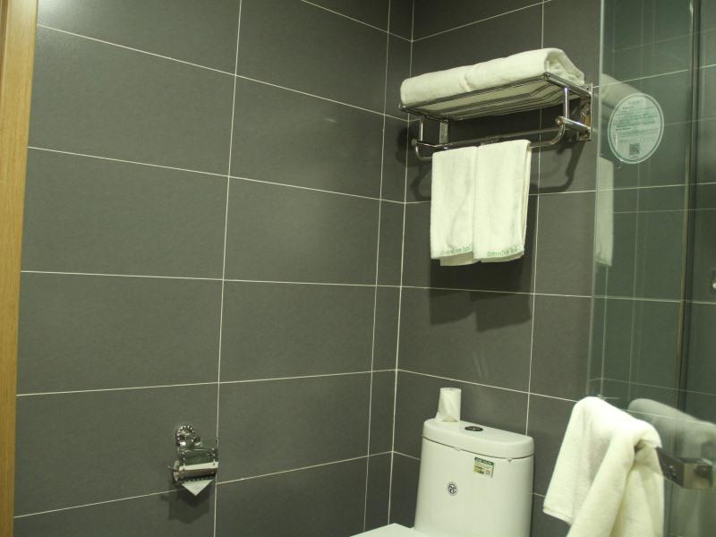 GreenTree Inn Lvliang Xiaoyi City Fuqian Street Hotel 22/22
