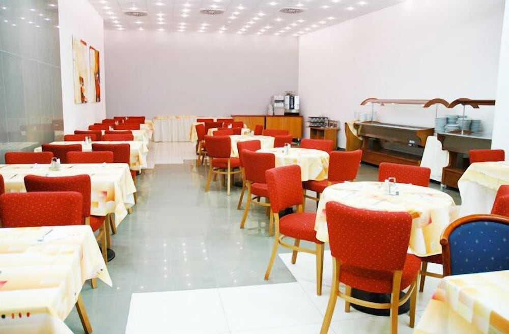 Olympik Tristar Hotel 43/64
