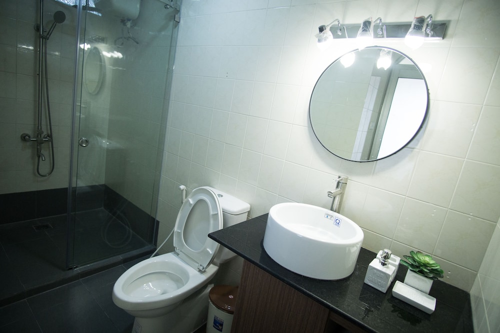 Cuu Kim Son Hotel 41/43