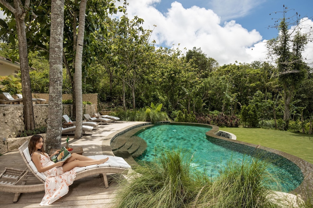 The Mesare Resort 32/36