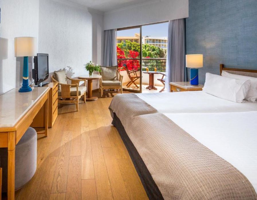 Room, Single, Lateral Side Sea View