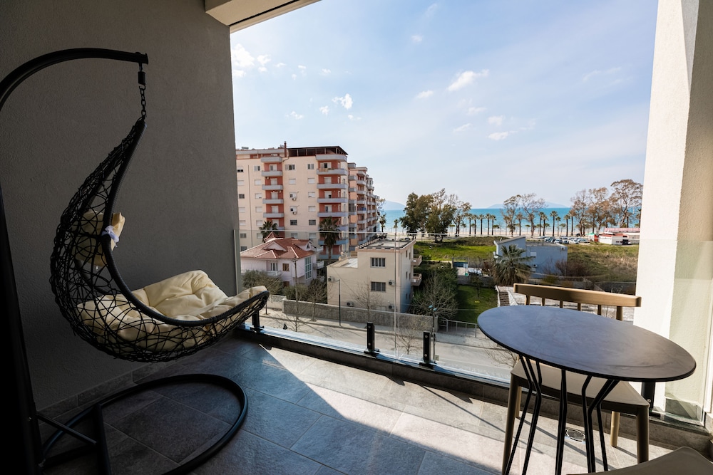 Ames Hotel & Spa 40/56
