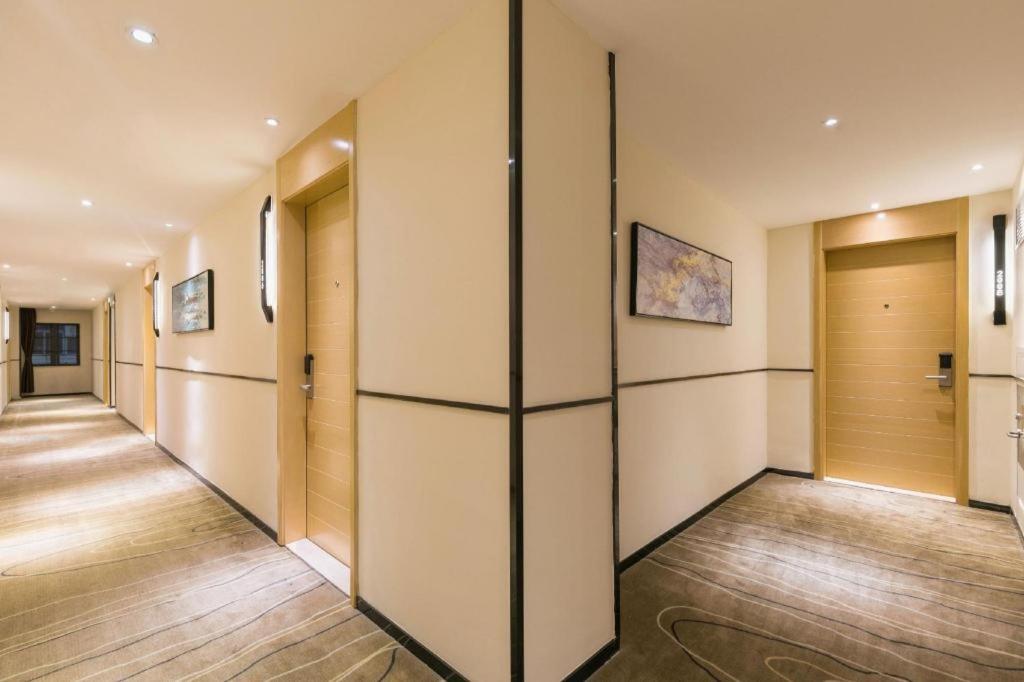 City Comfort Inn( Guangzhou Zengcheng Wanda Plaza Metro Station) 36/50