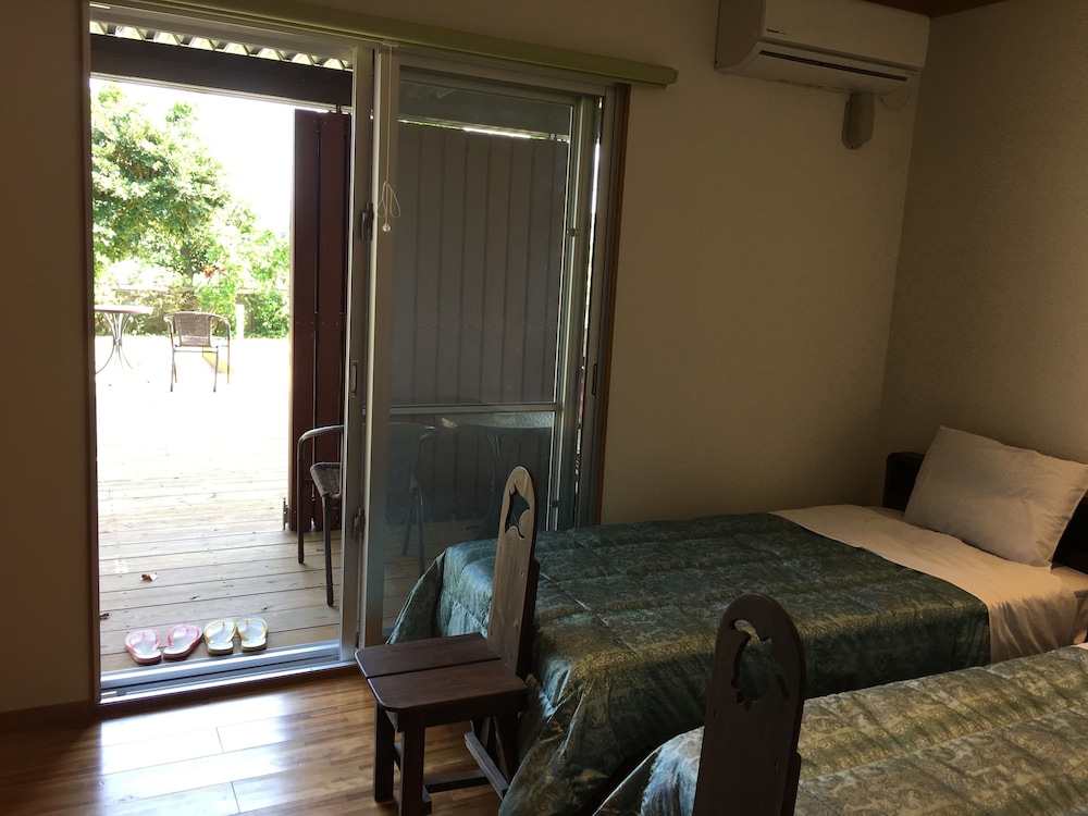 Hali Hali House 16/41