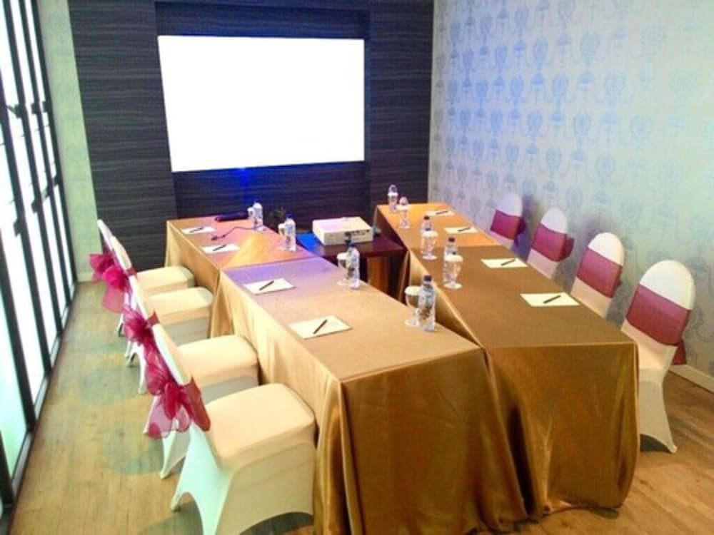 Forbis Hotel 42/50
