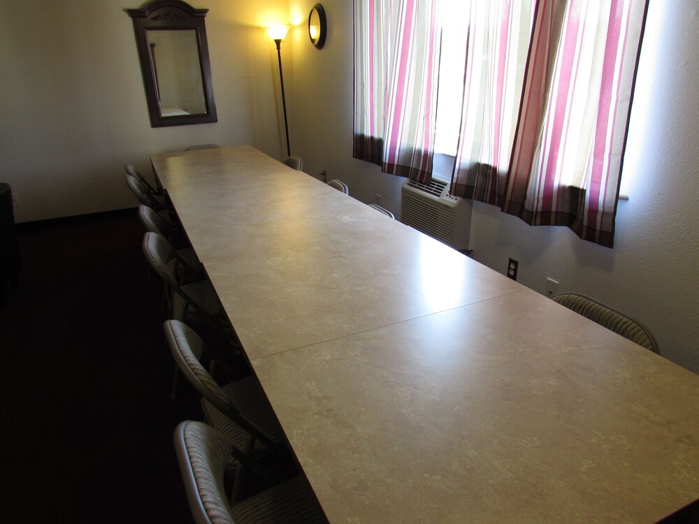 Kennewick Suites 48/58