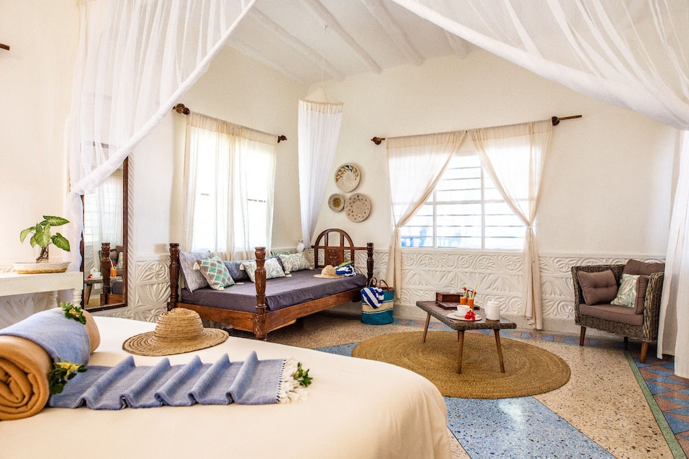 Pongwe Beach Hotel 9/50