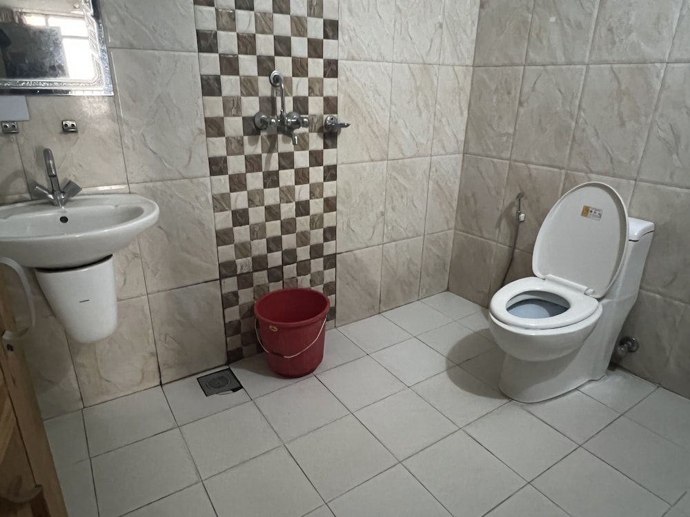 Holyland Guest House 45/47