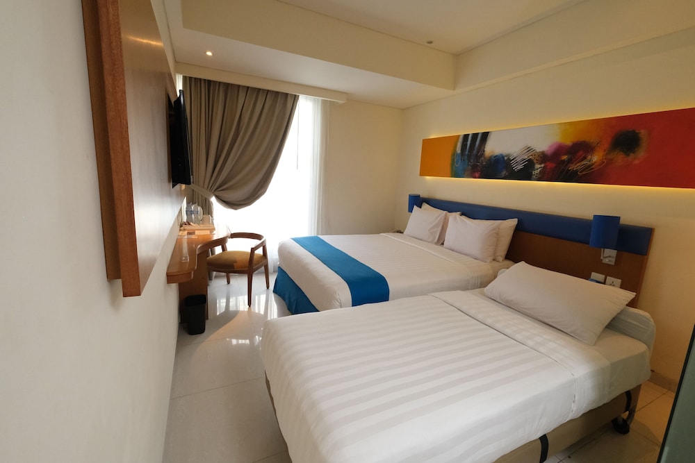 ROOM, TRIPLE