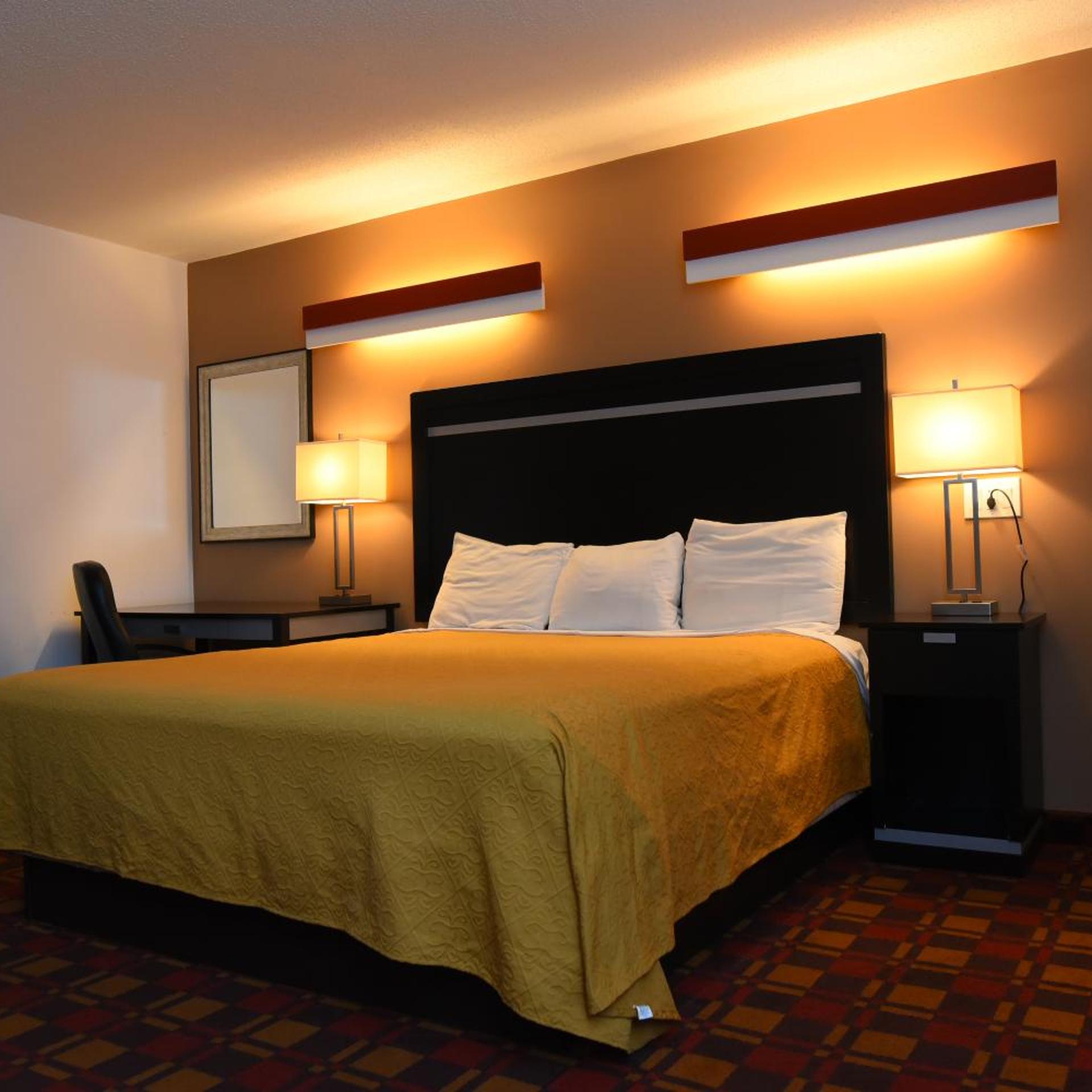 Capital Inn Suites 14/28