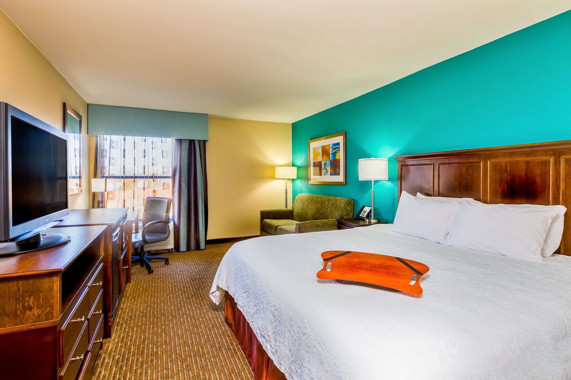 ROOM, KING BED