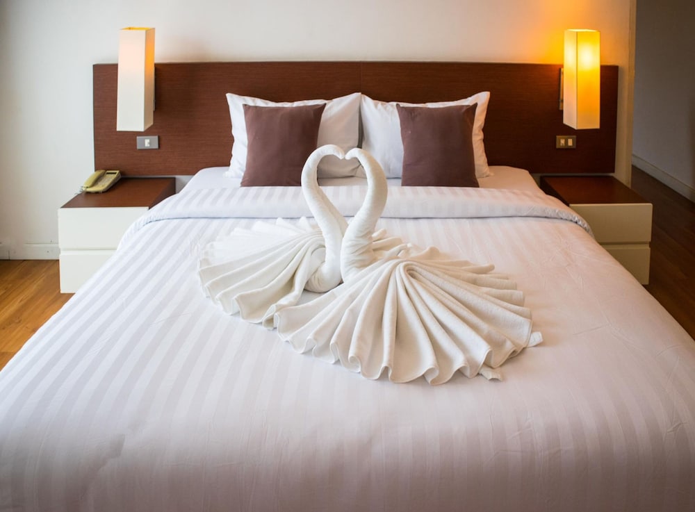 SATHORN GRACE SERVICED RESIDENCE 22/65