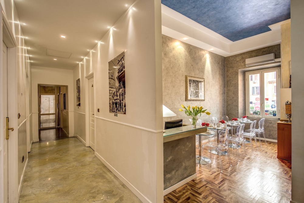 Relais Conte Di Cavour De Luxe 4/25