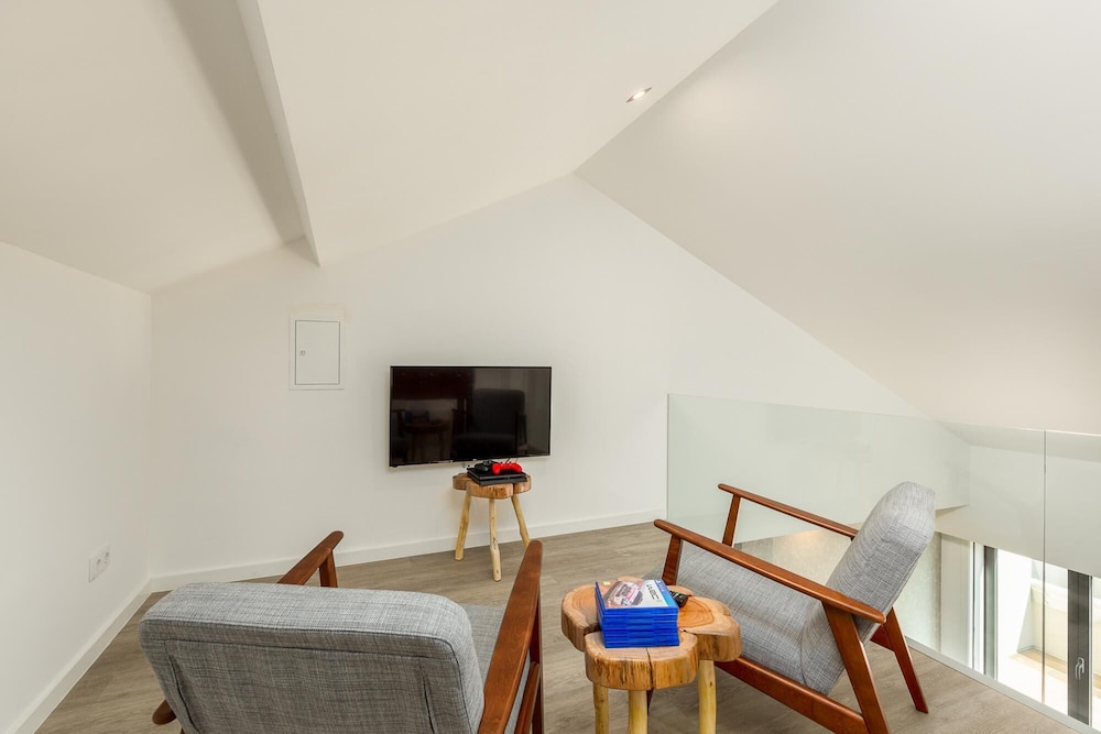 Your Opo Central Apartments 36/50