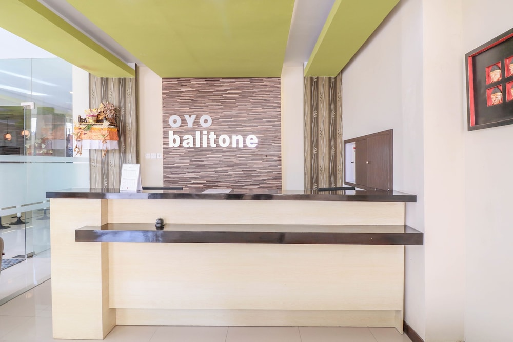 Lobby at Super OYO Balitone Residence, Denpasar