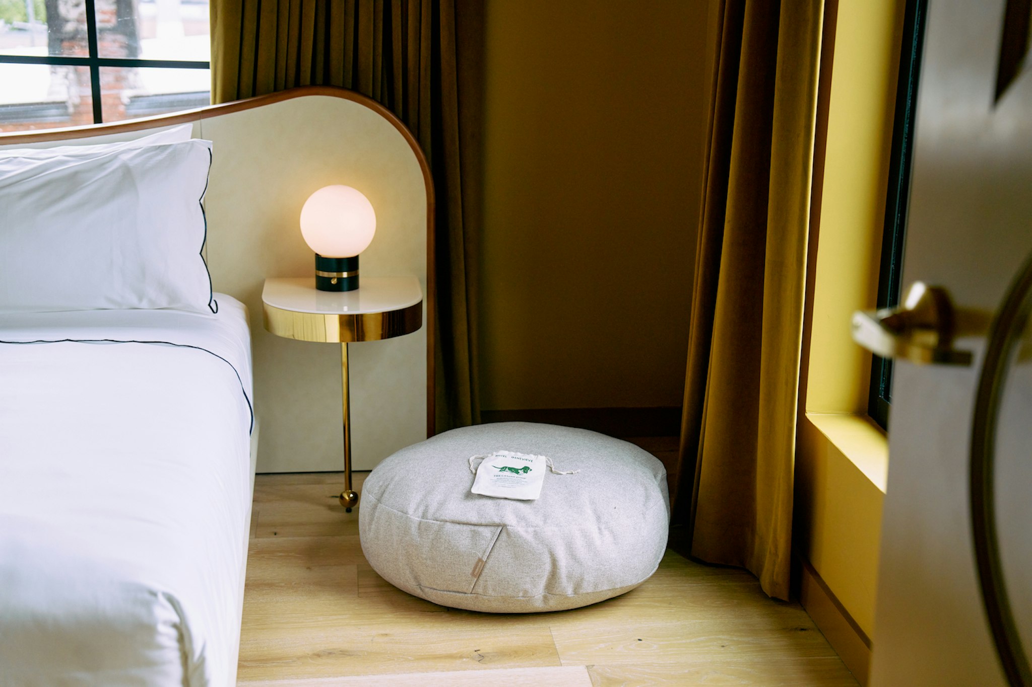 Hotel Genevieve 23/50