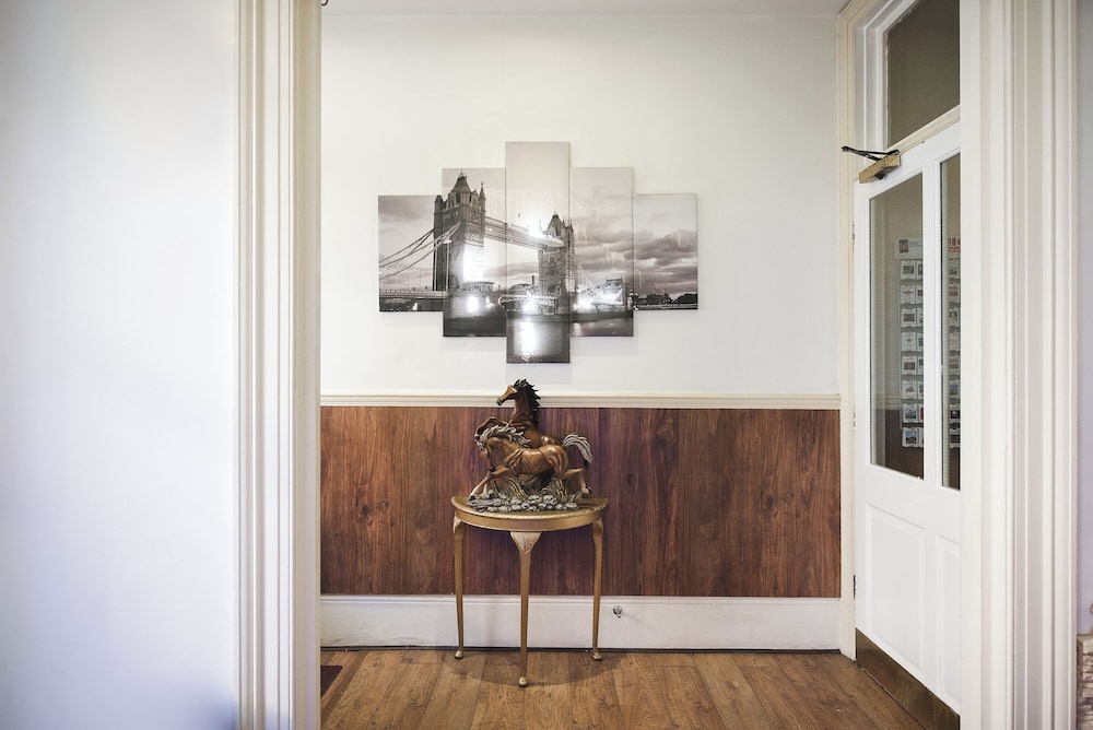 Linden House photo2