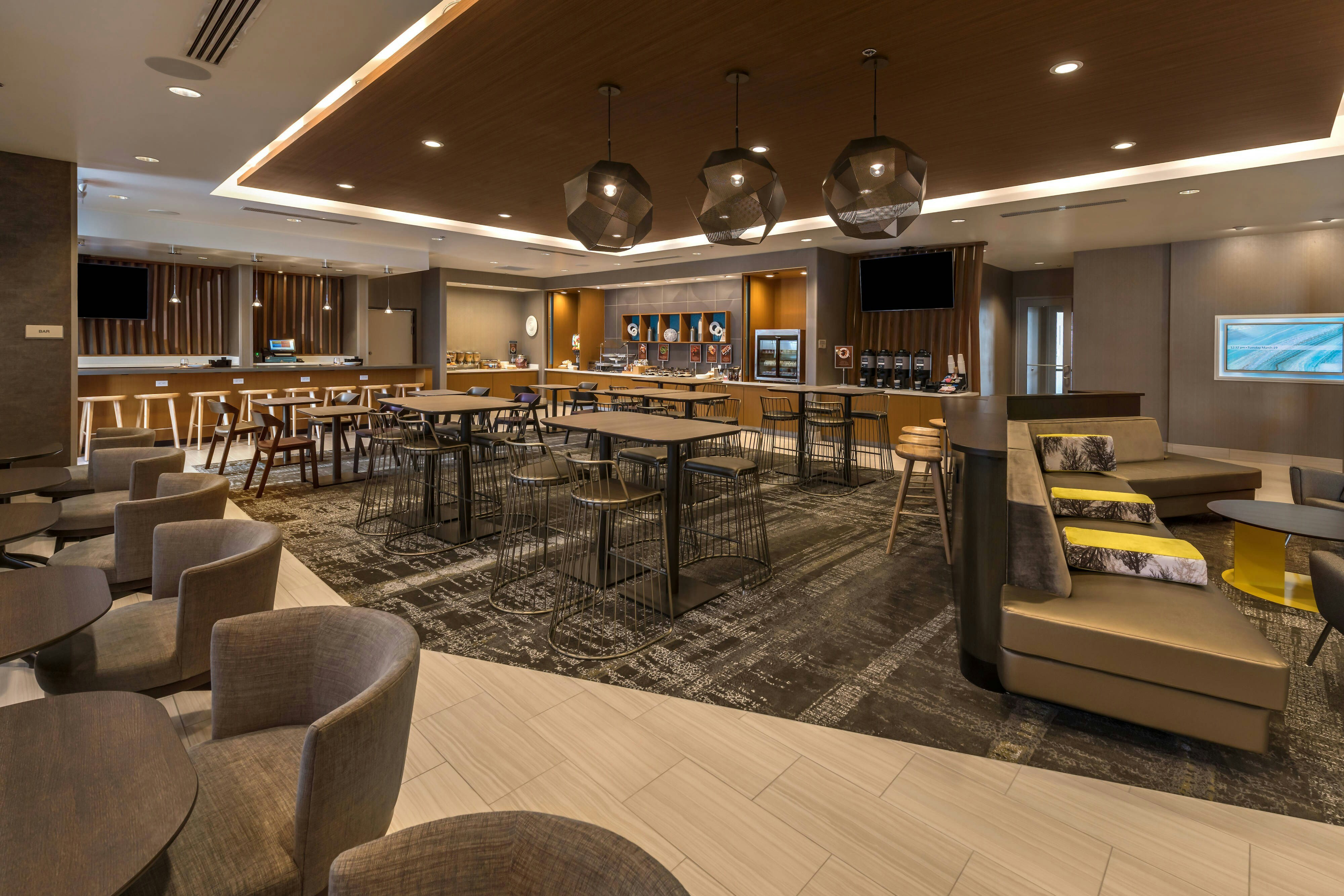 Springhill Suites By Marriott Reno 14/23