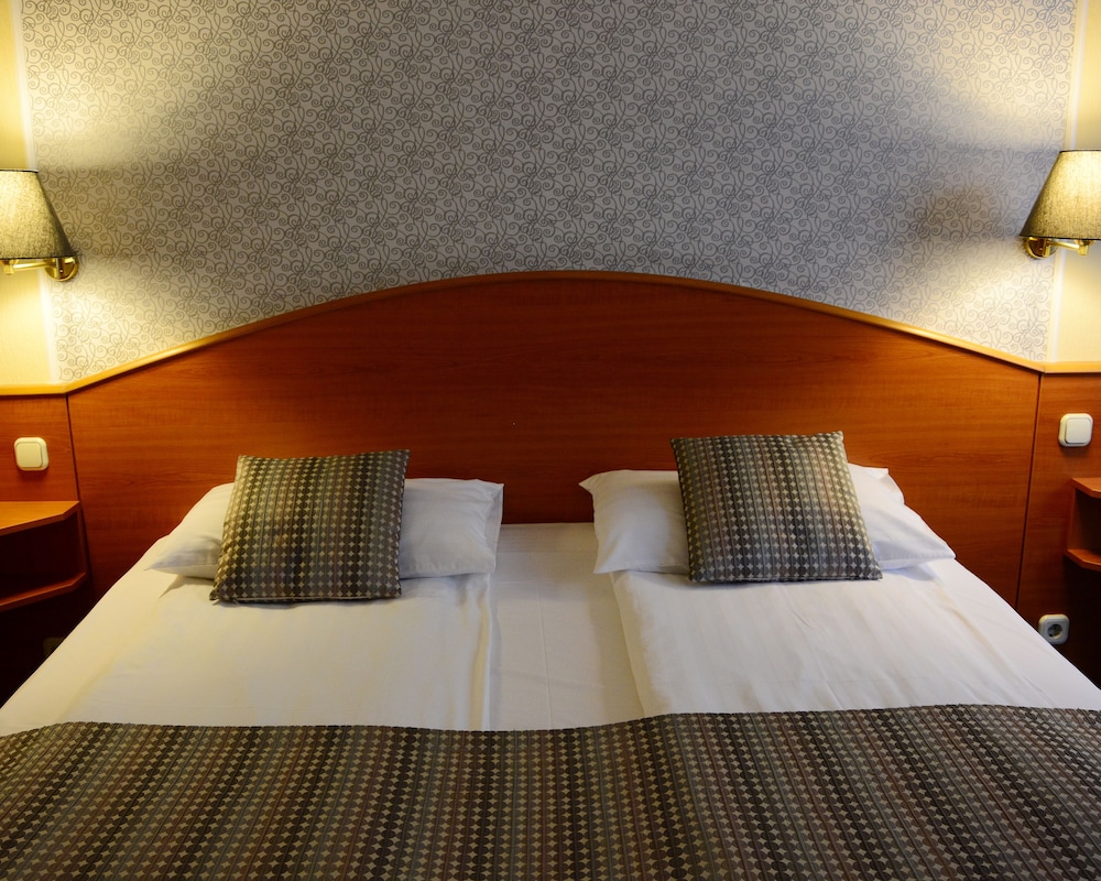Hotel Orion Varkert 35/61