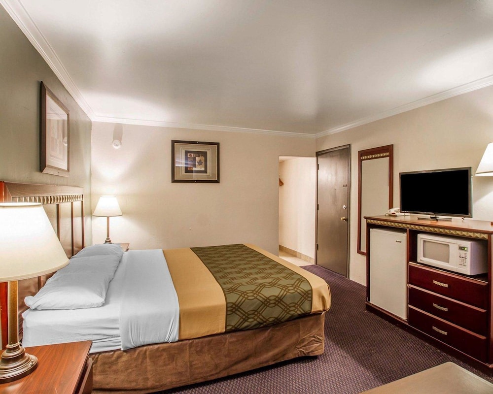 Rodeway Inn Prescott 7/19