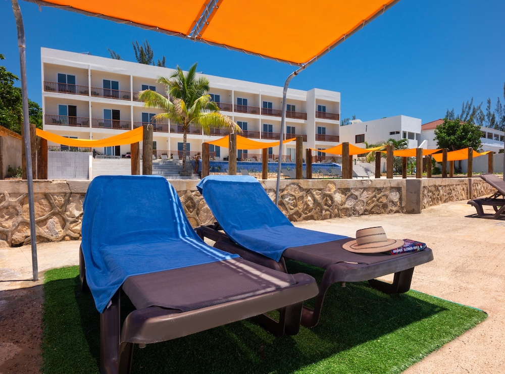 Samsara Cliff Resort Hotel 30/50