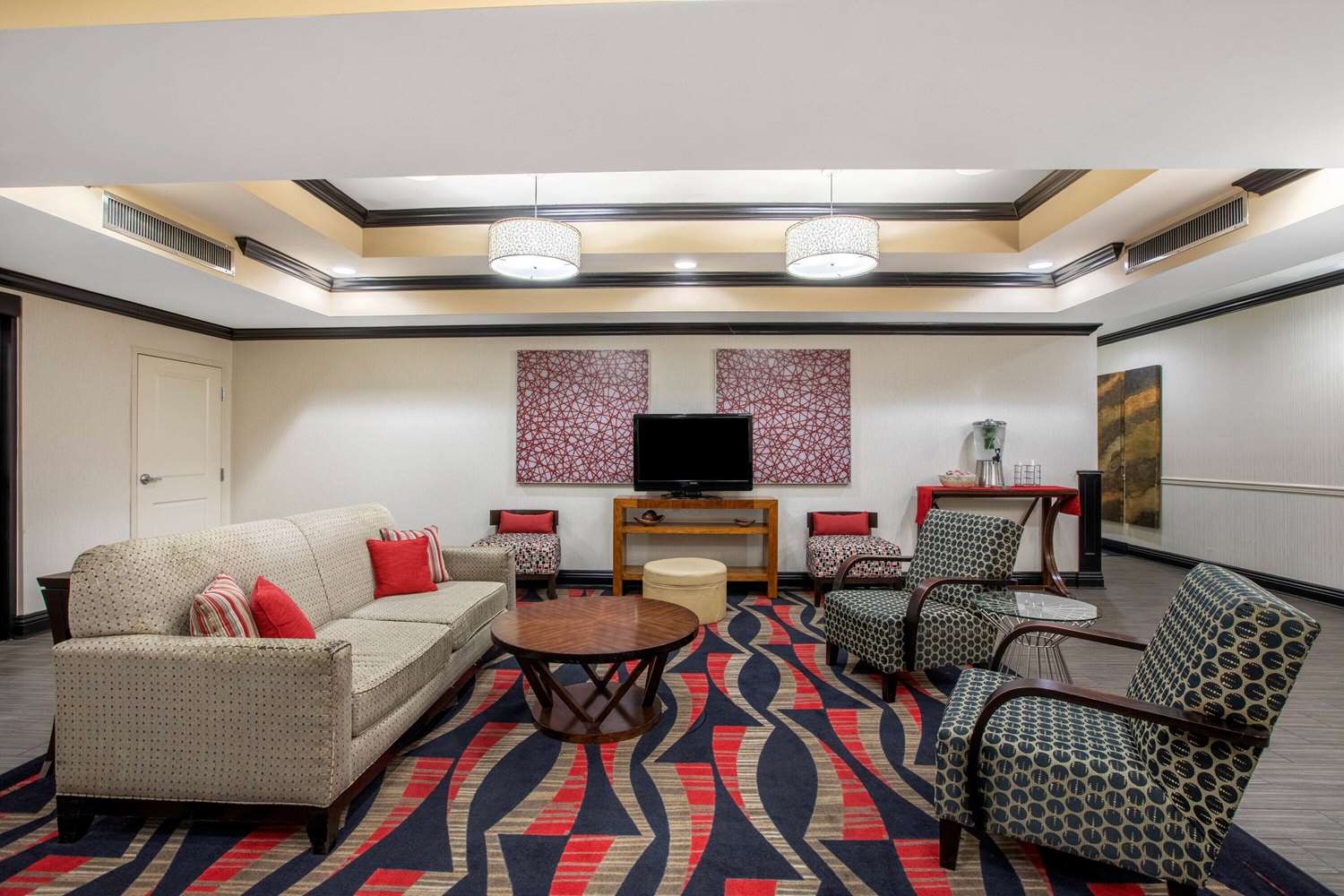 La Quinta Inn & Suites by Wyndham Conway 10/29