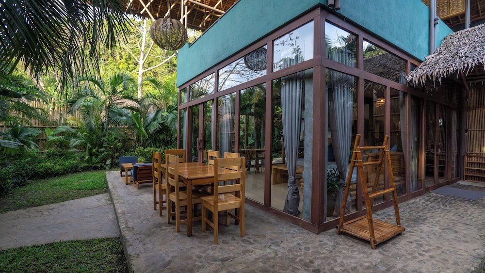 Buko Beach Resort - Adults Only 10/73