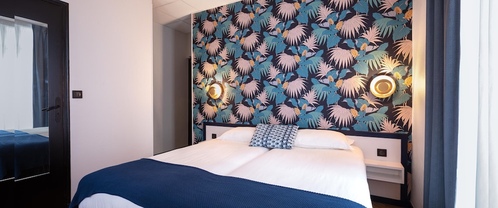COMFORT, DOUBLE BED