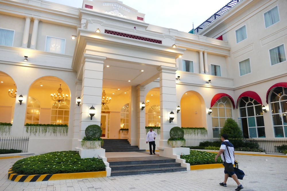 Rizal Park Hotel in MANILA