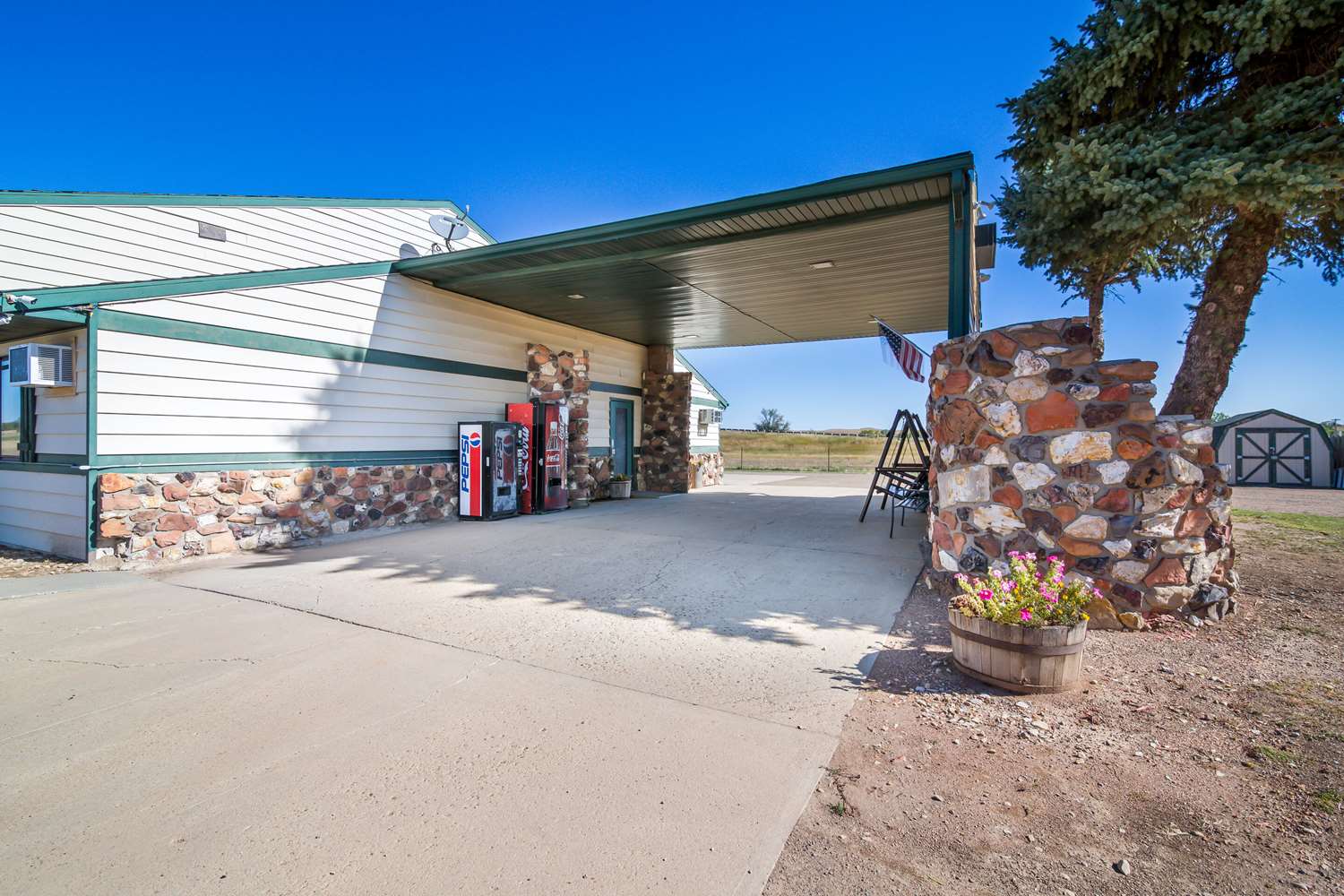 Rodeway Inn Gateway to Medora T-Roosevelt & Makoshika State Park 22/26
