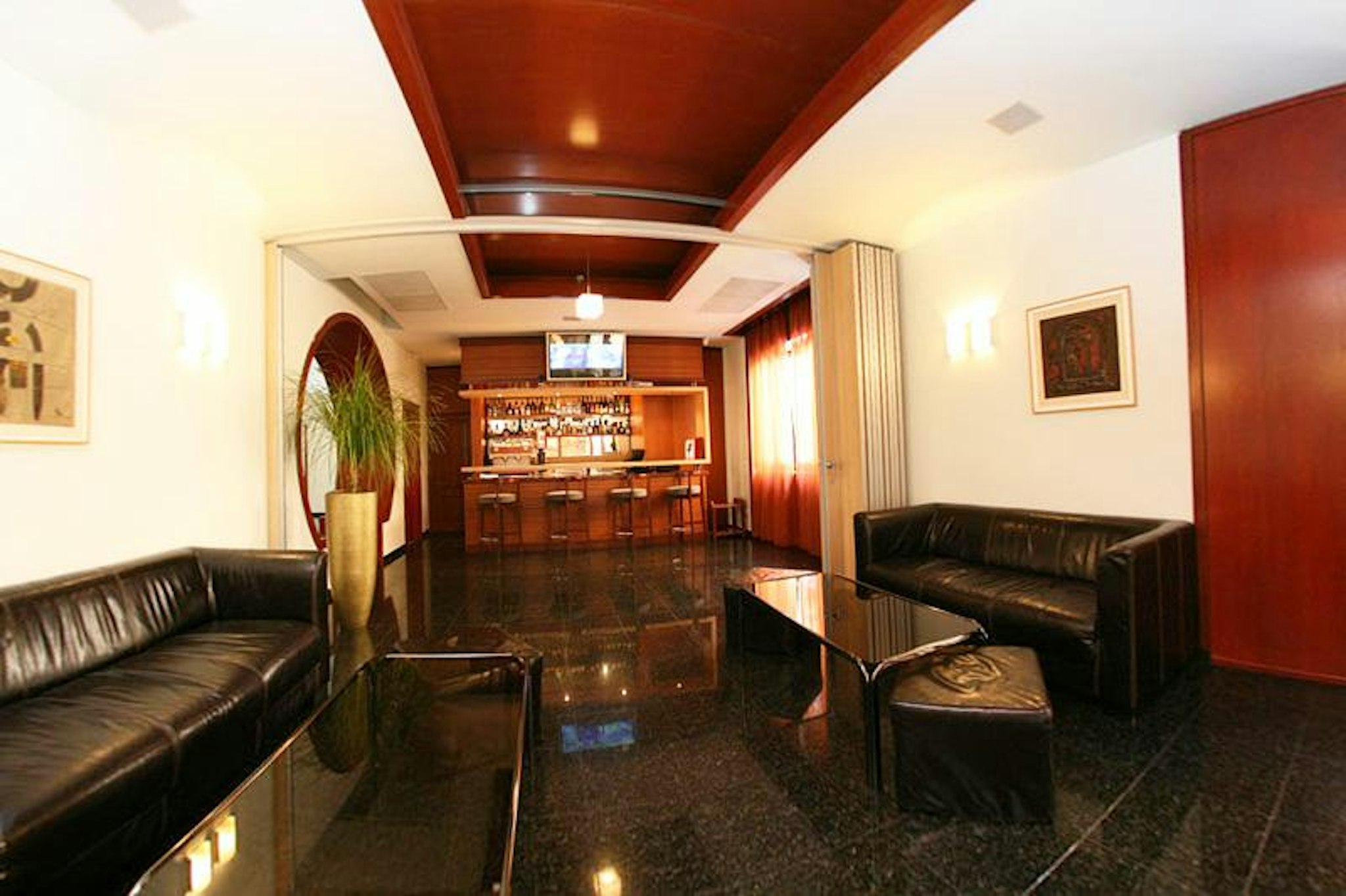 Hotel Savoy 37/57