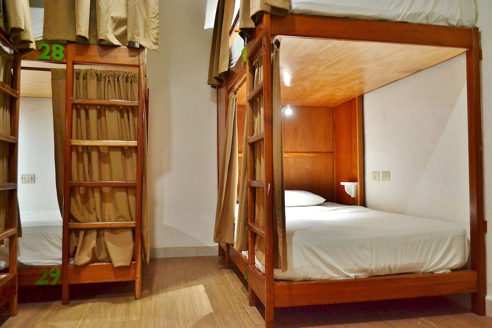 Hotel Petén 44/111