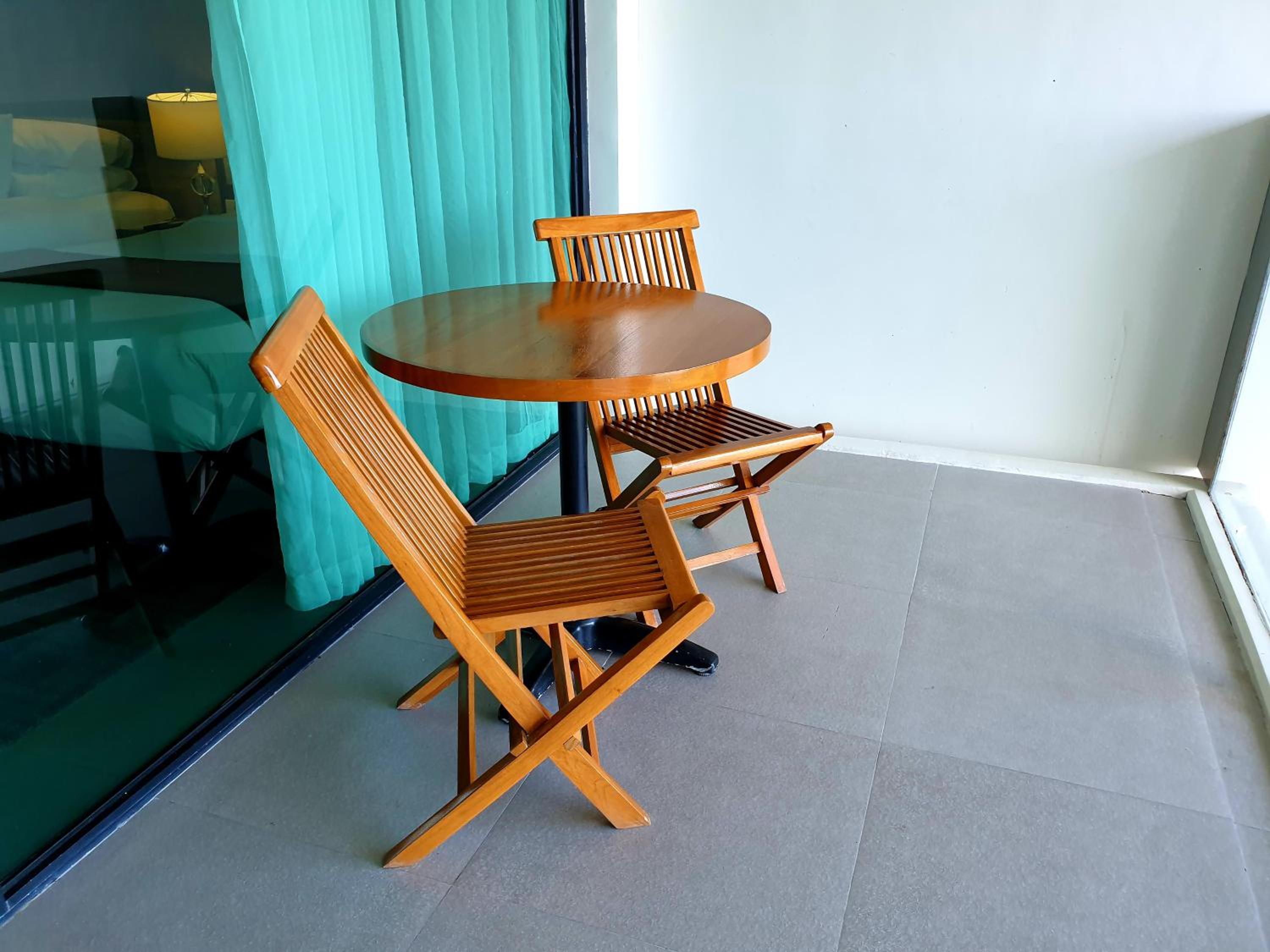 Escala Tagaytay 40/55