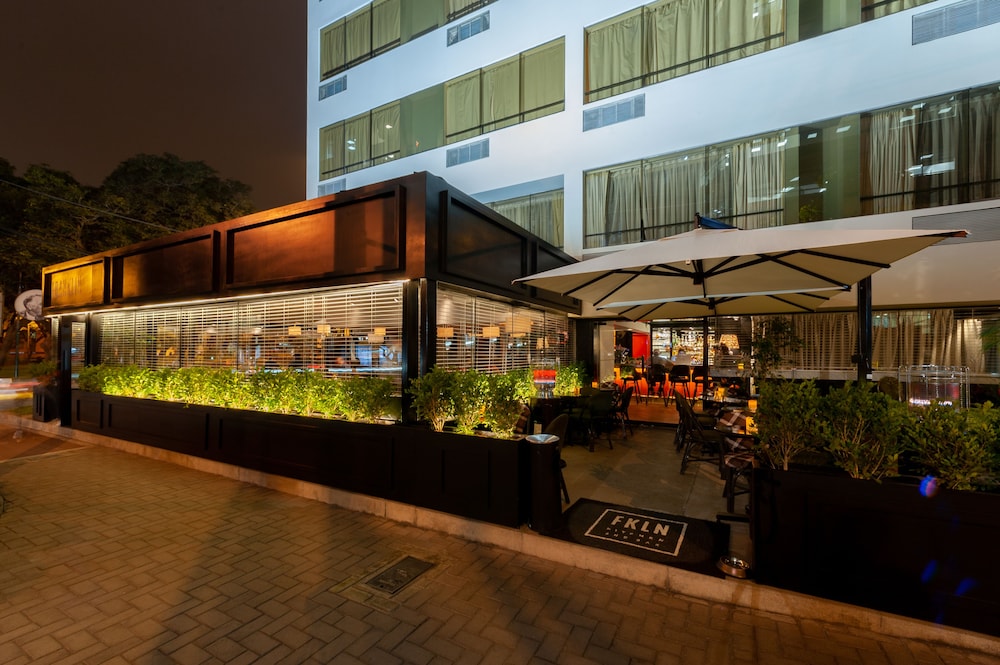 Roosevelt Hotel And Suites 60/65
