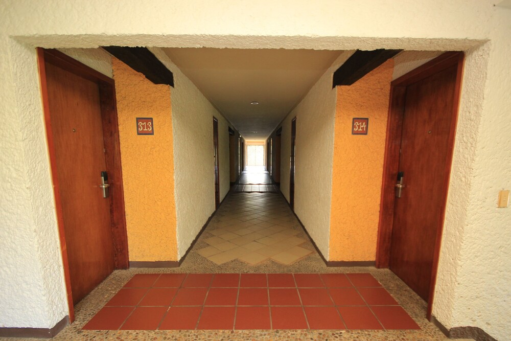Ciudad Real Palenque 32/75