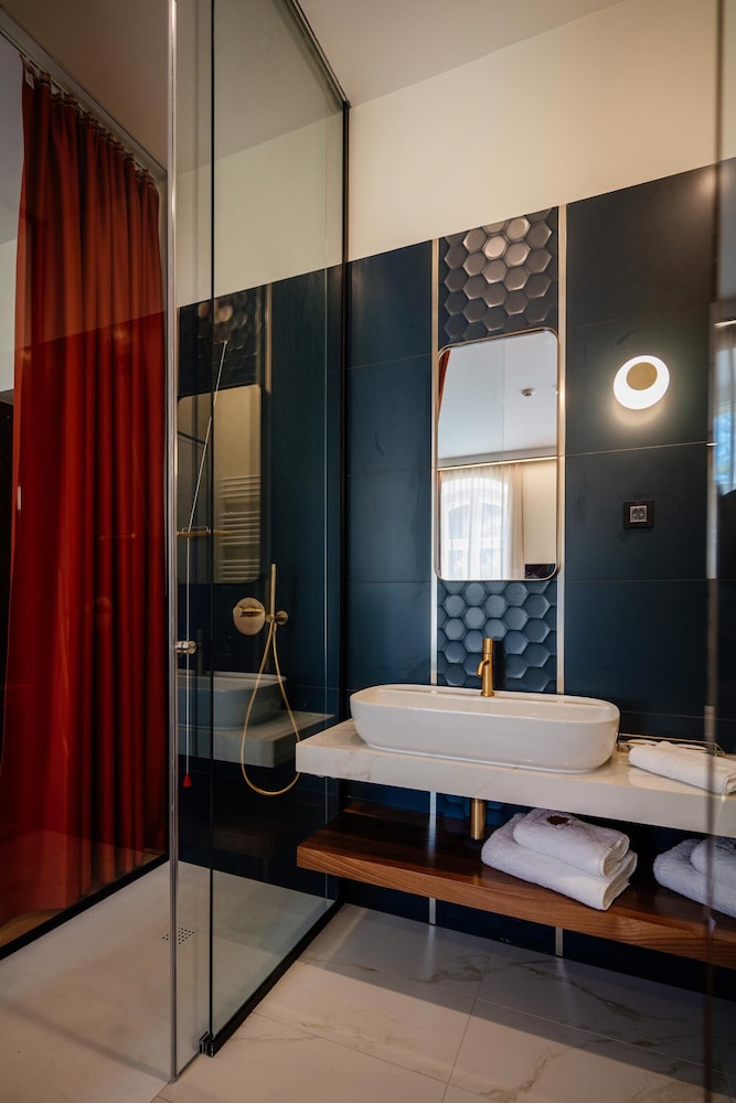 Boutique Hotel Dobrna 17/55