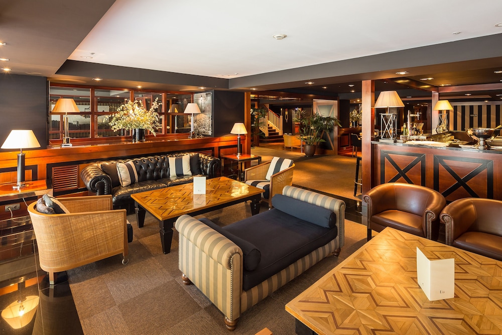 U232 Hotel 47/66