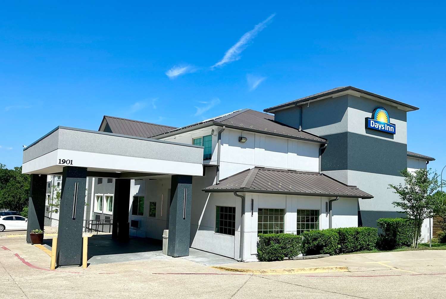 Days Inn By Wyndham Arlington 2/17
