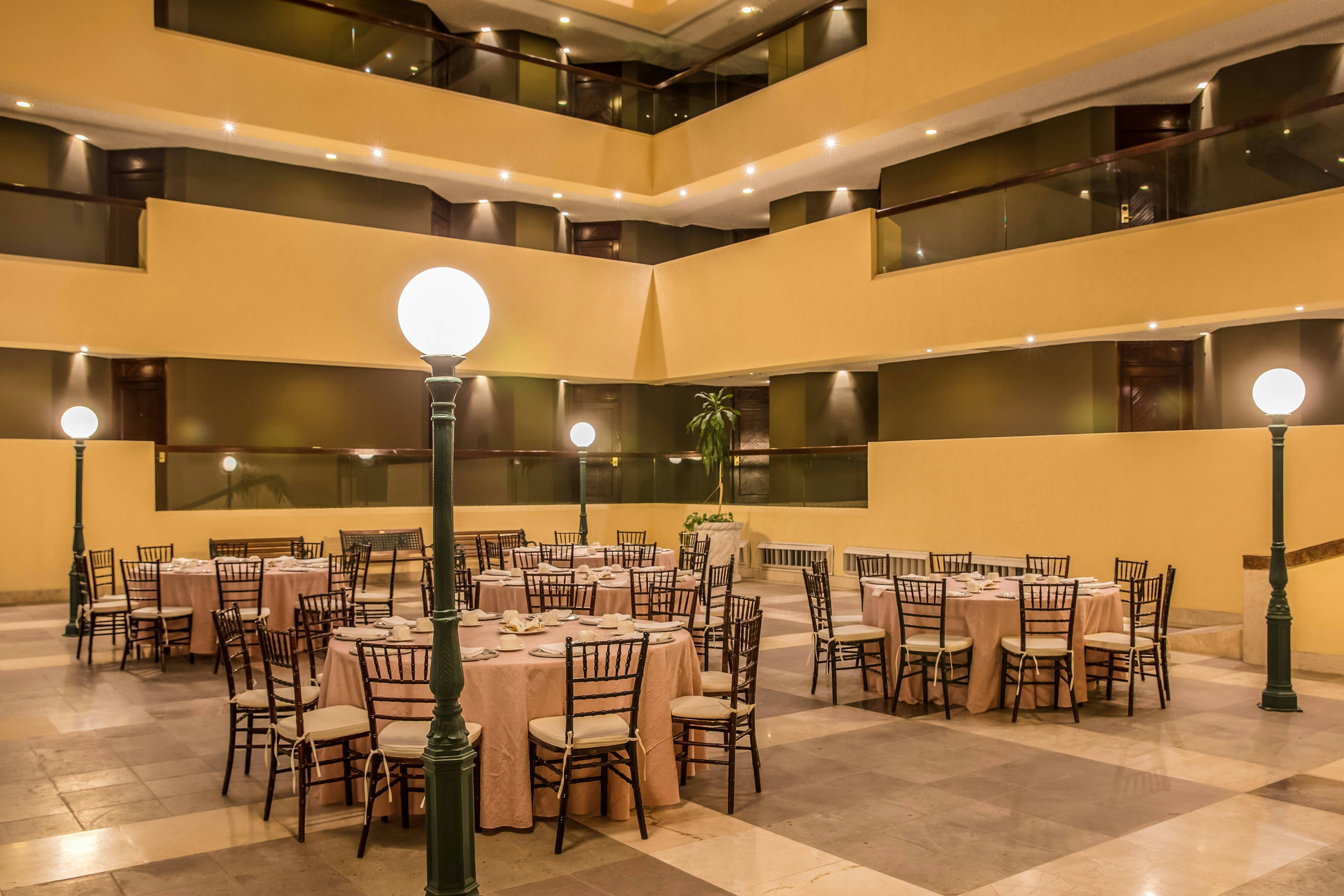 Sheraton Chihuahua Soberano 25/40