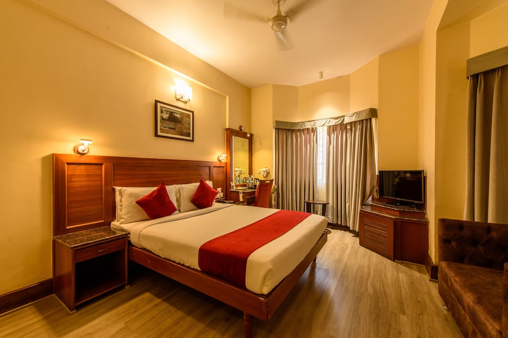 غرفة تنفيذية بسرير كينج، Hotel Bangalore Gate 4/10