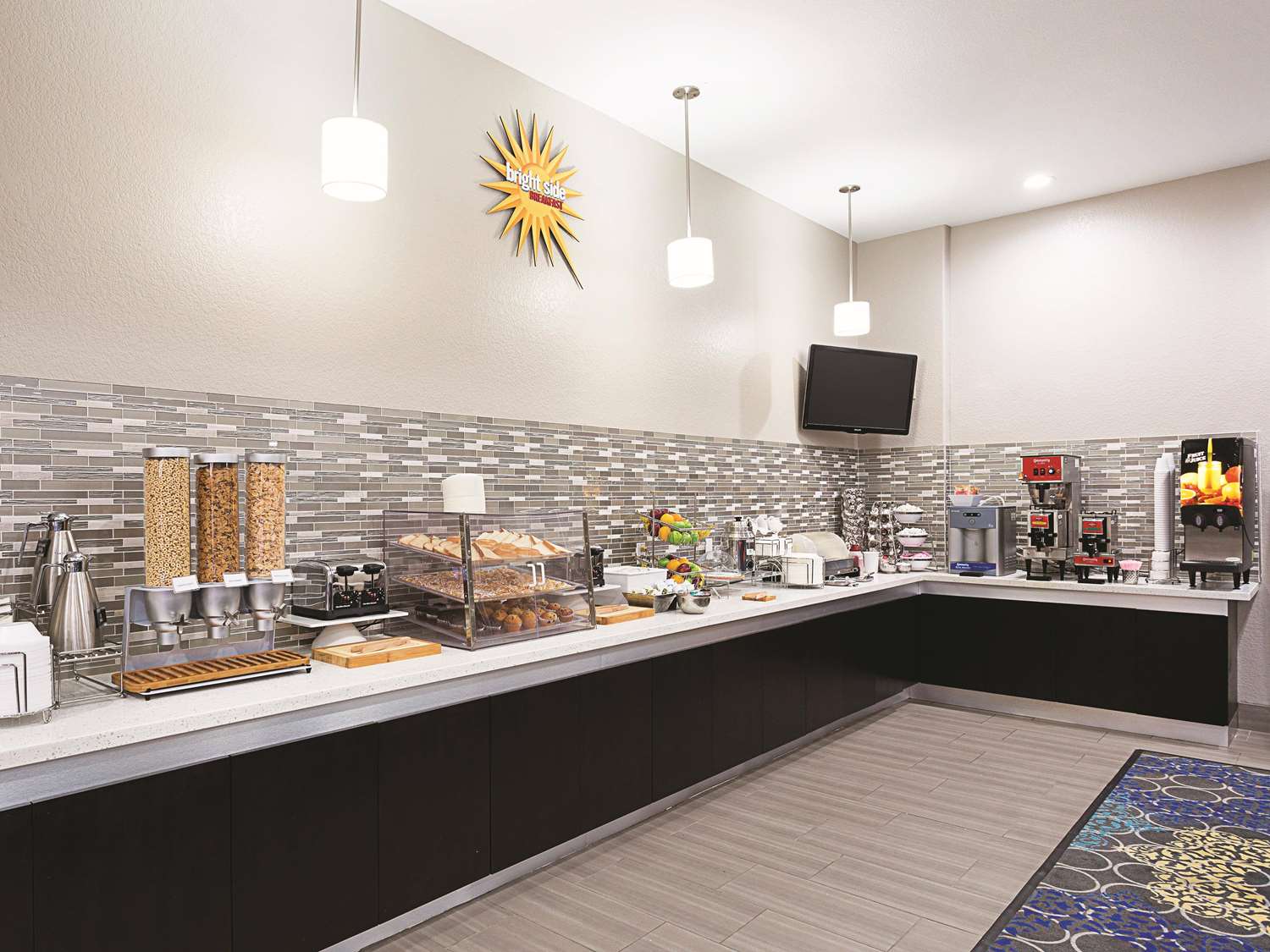La Quinta Inn & Suites by Wyndham San Antonio Northwest 39/62