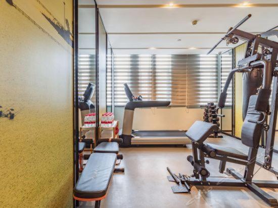 Atour Hotel Wuhan Changqing Road 54/74