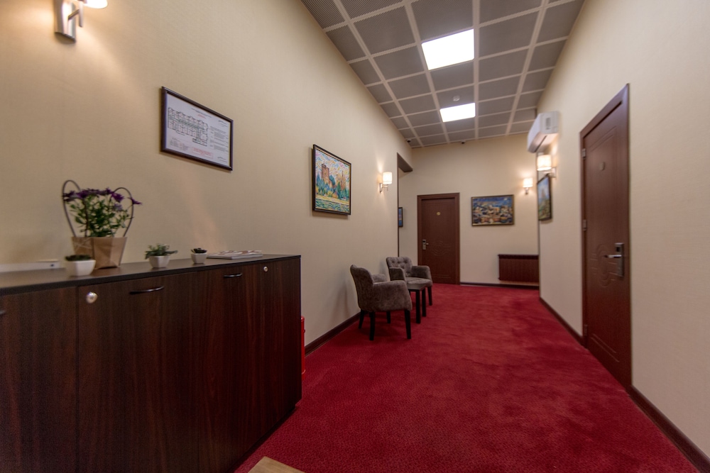 Passage Boutique Hotel 64/78