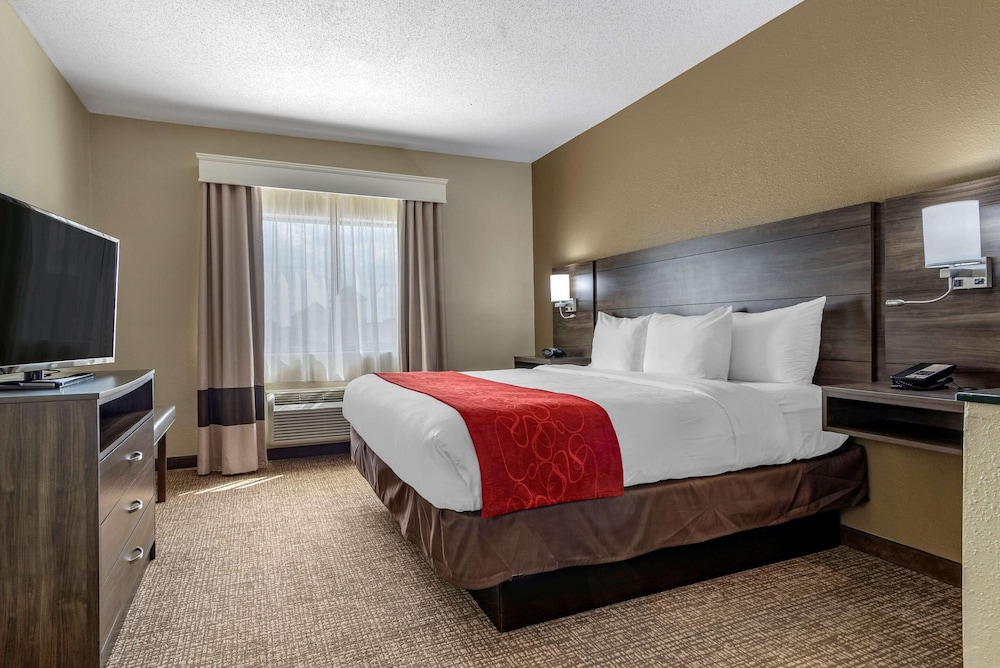 Comfort Suites Warner Robins 27/56