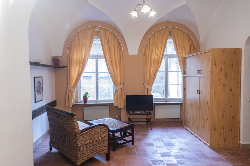 Residence Thunovska 19 42/50