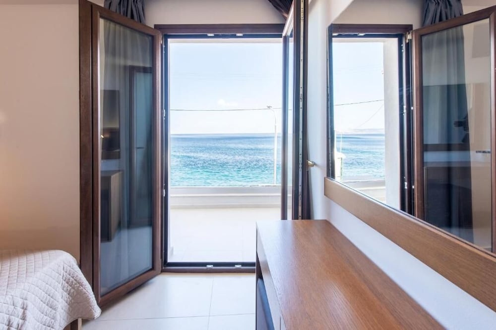 SUPERIOR, APARTMENT, SEA VIEW